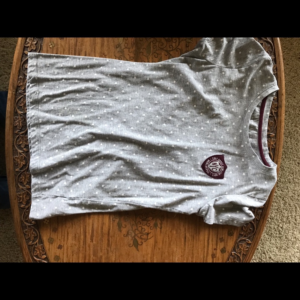 Aeropostale women’s medium shirt